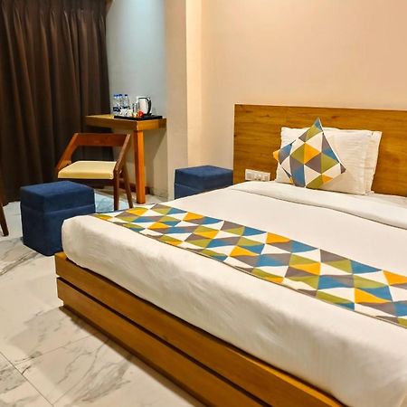 The Sky Imperial Unity Inn Garudeshwar Экстерьер фото